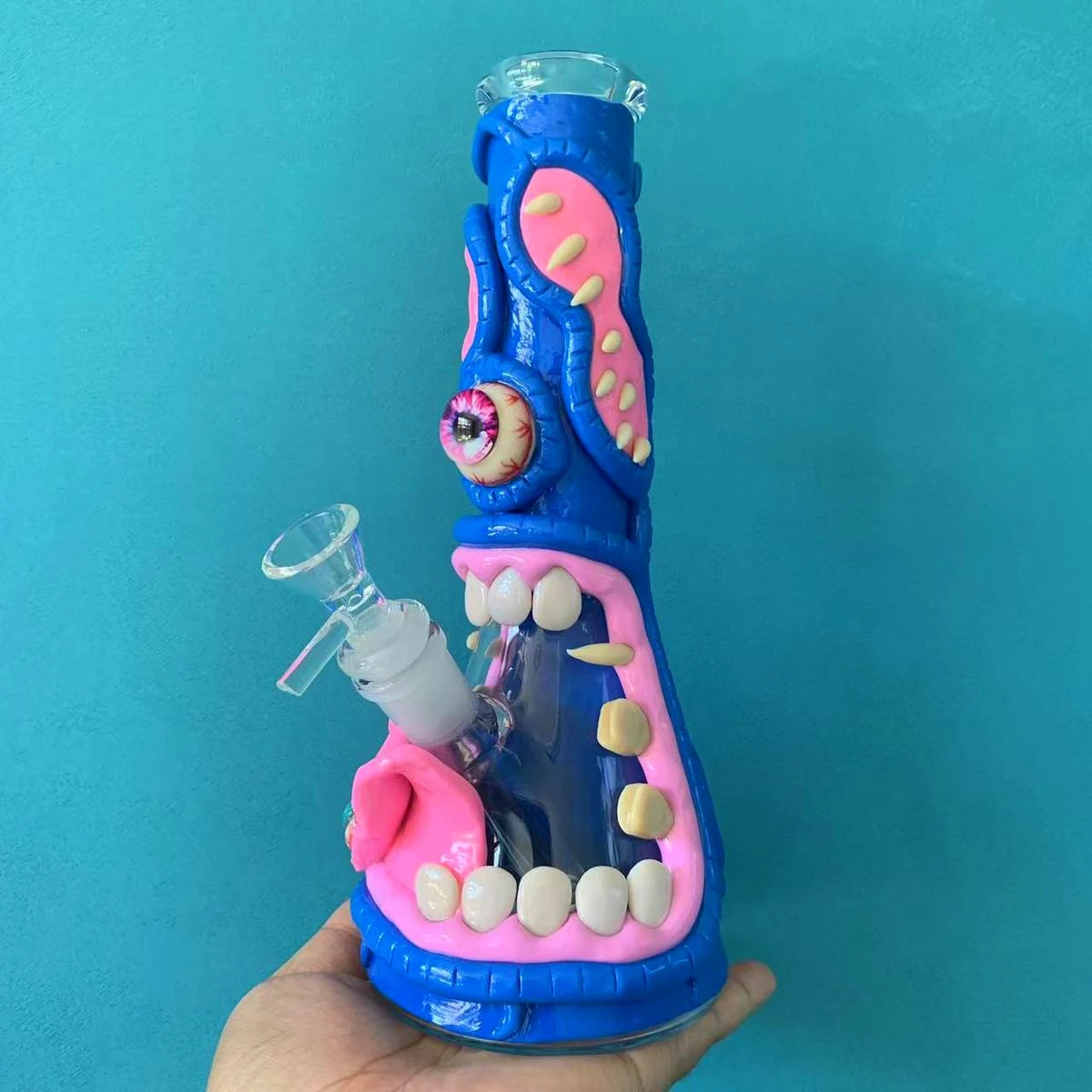 The Cyclops Maw 3D Beaker Bong: A Twisted Vision
