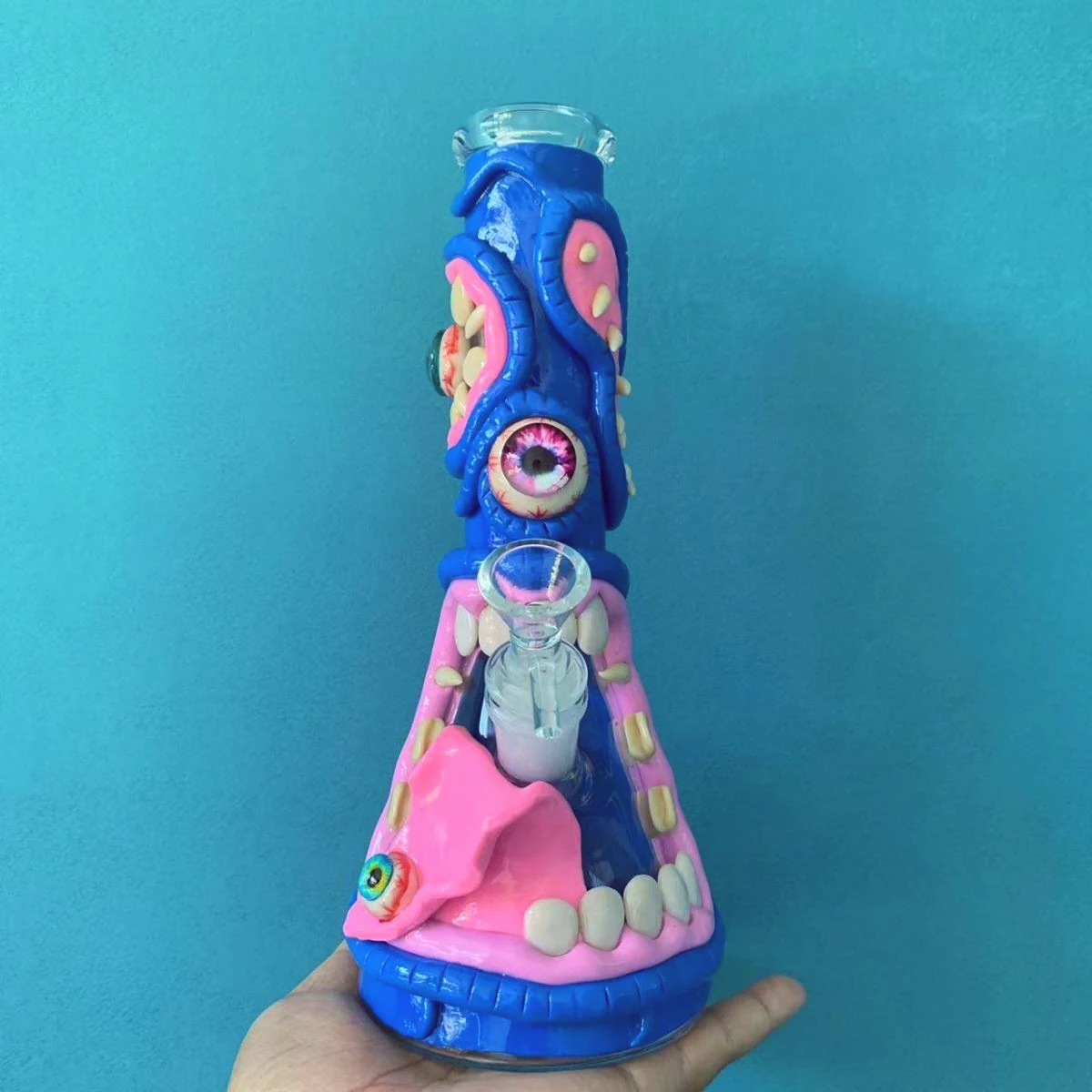 The Cyclops Maw 3D Beaker Bong: A Twisted Vision