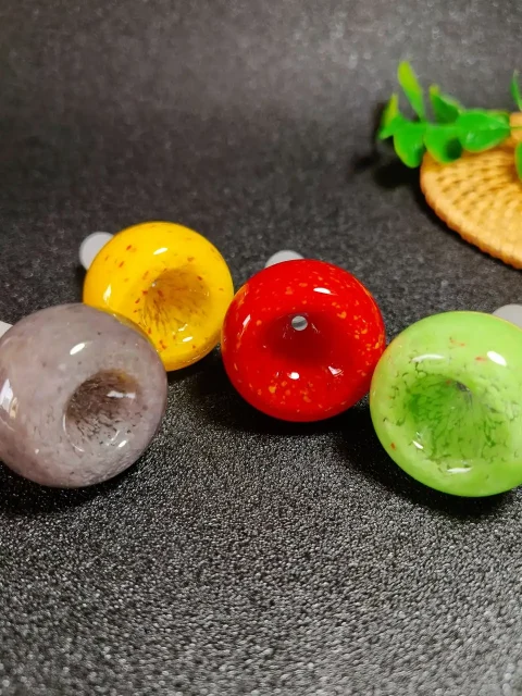 14mm-male-apple-glass-bong-bowl-slide-2.webp