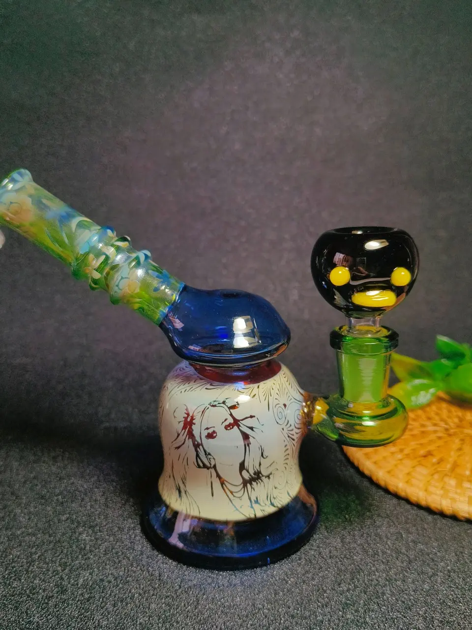 14mm Male Black Emoji Glass Bong Bowl - Image 7