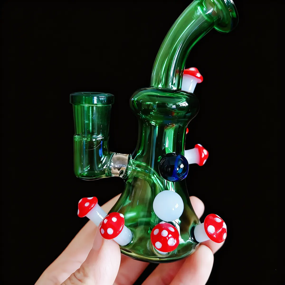 Wonderland Mini Green Glass Bong Forest Fantasy