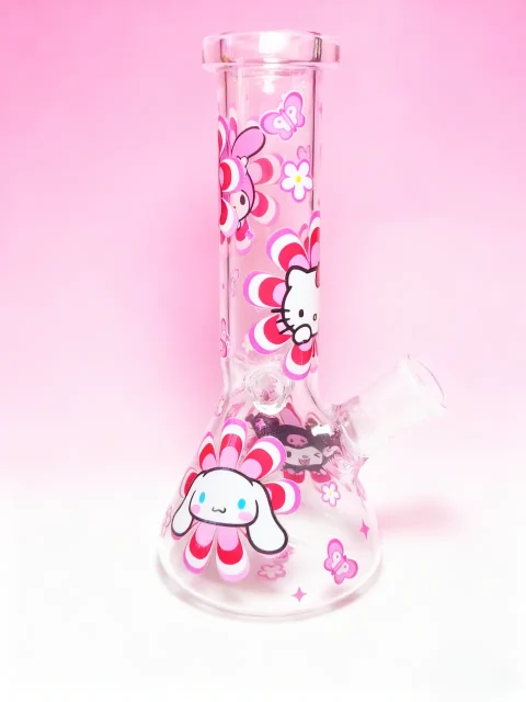 Sanrio Squad Kawaii Beaker Glass Bong – Hello Kitty, My Melody, Kuromi & Cinnamoroll Design