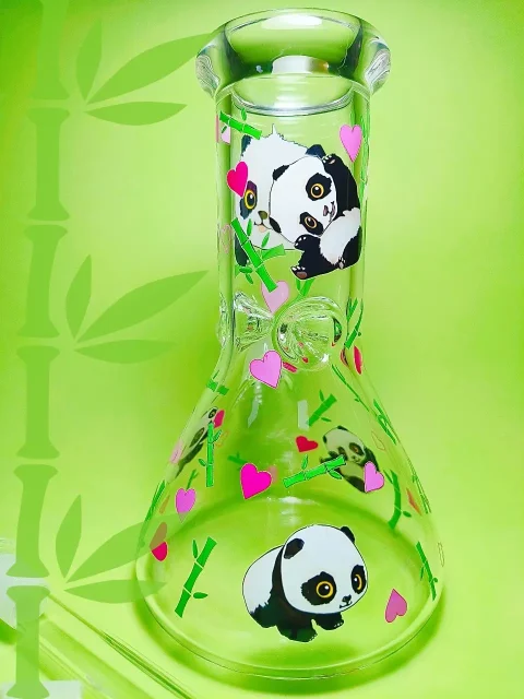 Bamboo Kawaii Panda Glass Beaker Bong Bamboo Kawaii Panda Glass Beaker Bong