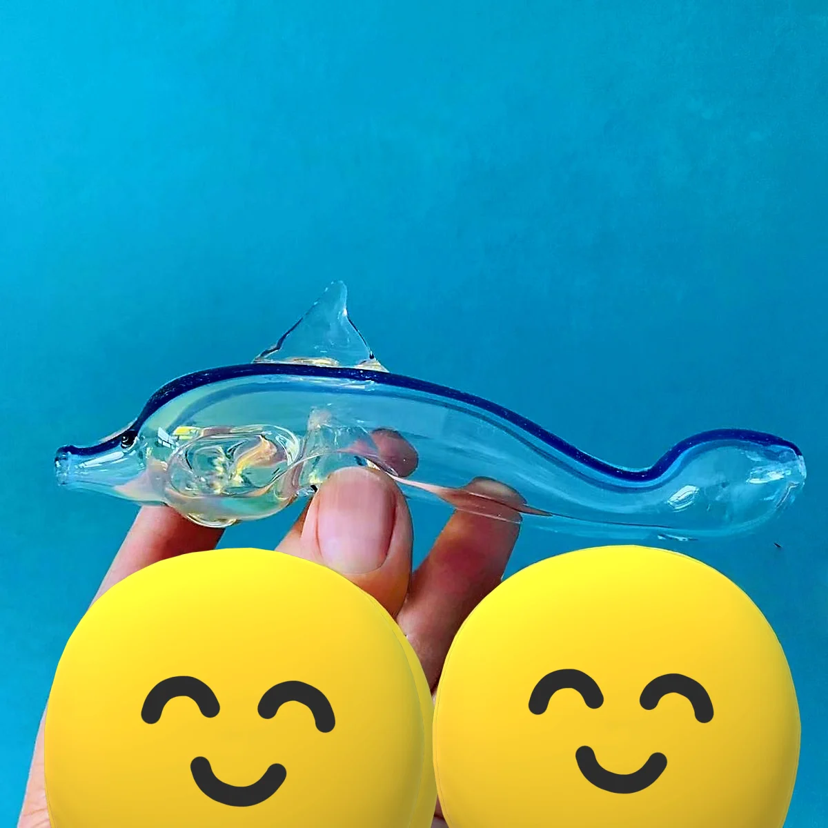 5.7-Inch Graceful Dolphin Artisan Glass Pipe - Image 4