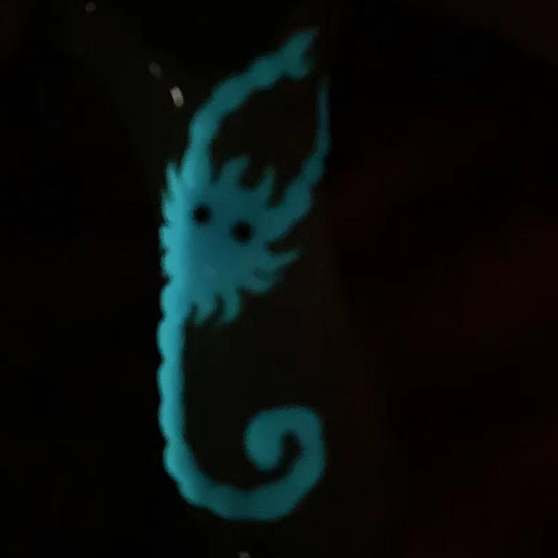 4.3-Inch Scorpion Glow Glass Spoon Pipe - Image 2