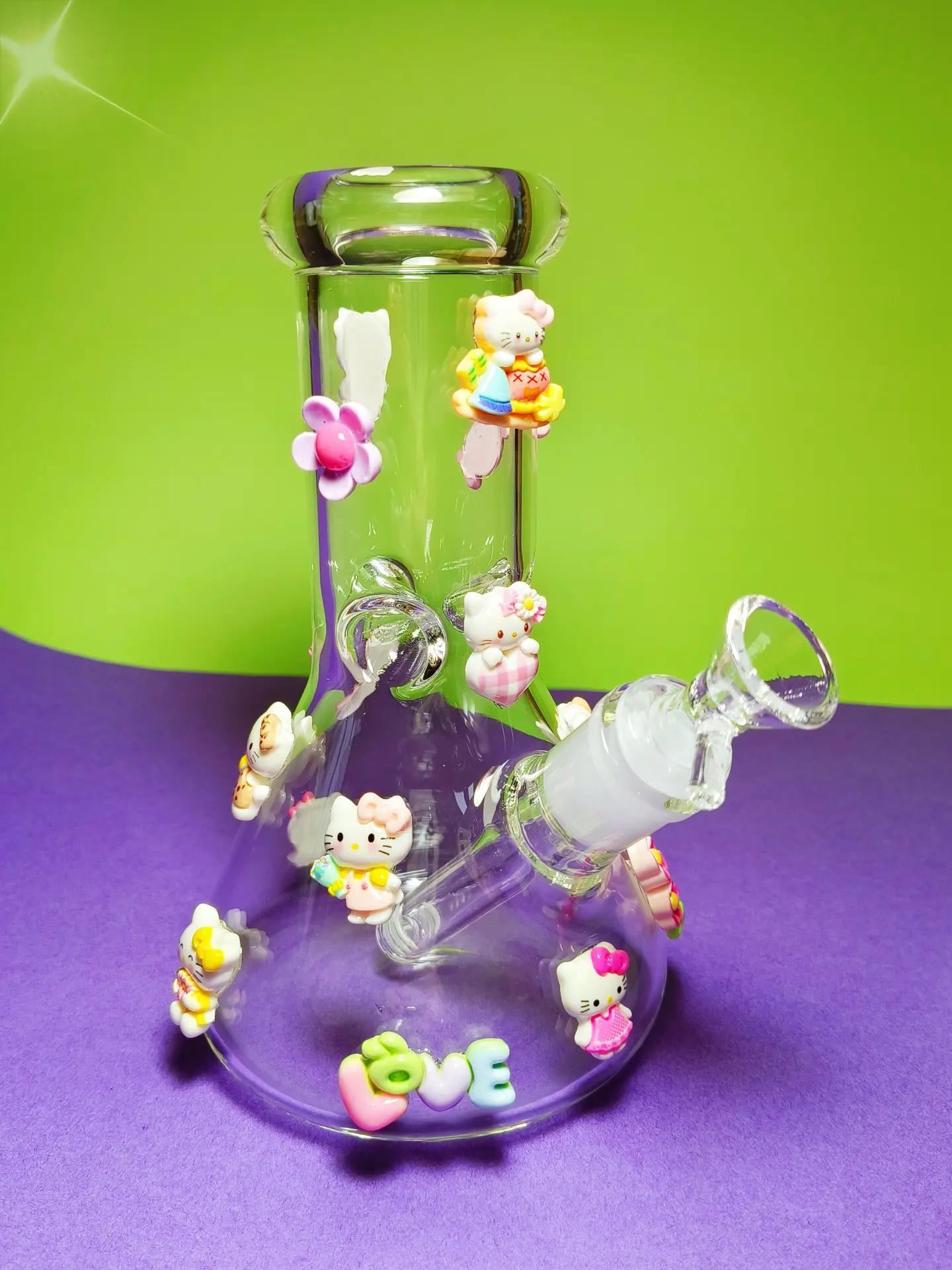 Kawaii 3D Hello Kitty Figurine Beaker Glass Bong