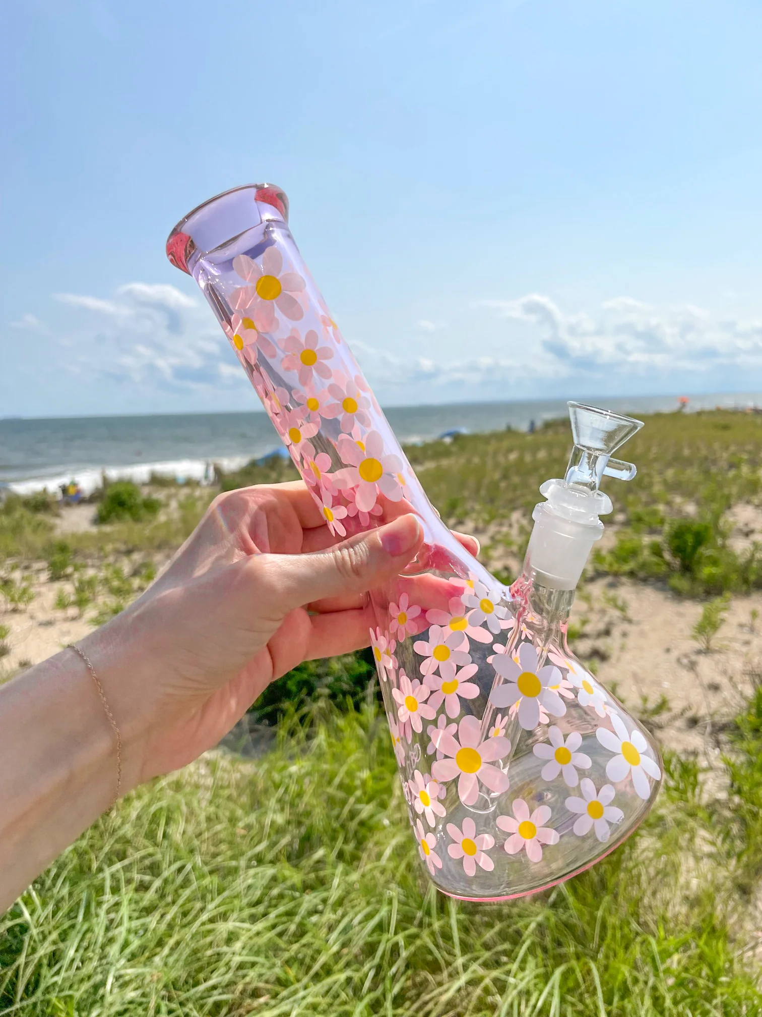 Pink Daisy Pastel Beaker Glass Bong
