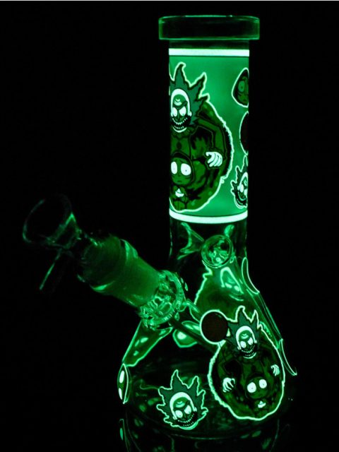 Glow-in-the-Dark Rick & Morty Glass Bong Glow-in-the-Dark Rick & Morty Glass Bong